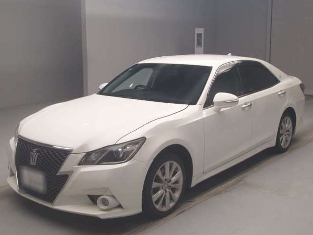 TOYOTA CROWN HYBRID