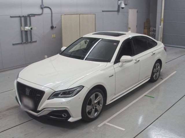 TOYOTA CROWN HYBRID
