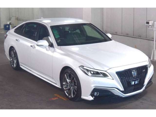 TOYOTA CROWN HYBRID