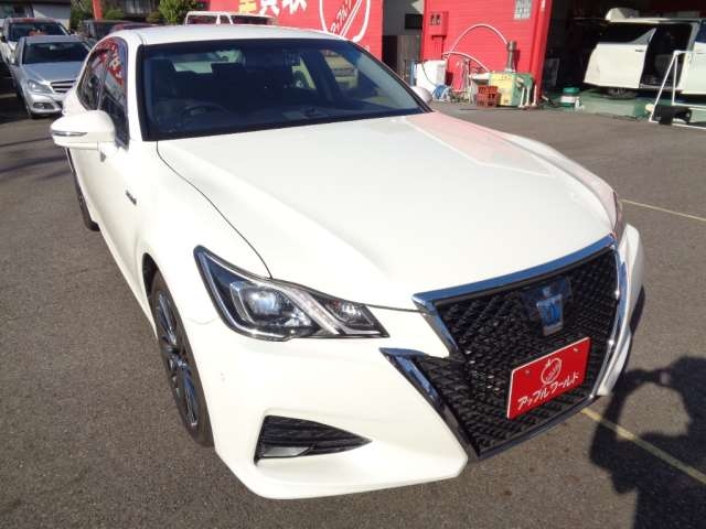 TOYOTA CROWN HYBRID