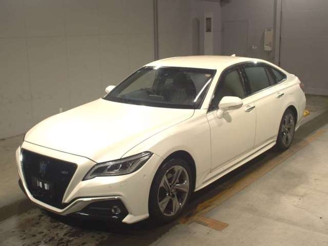 TOYOTA CROWN HYBRID