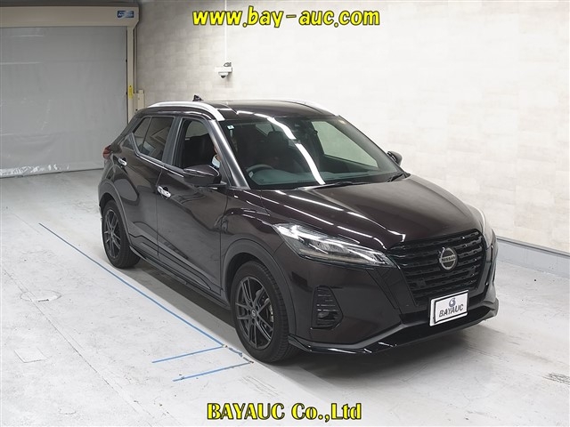 NISSAN KICKS