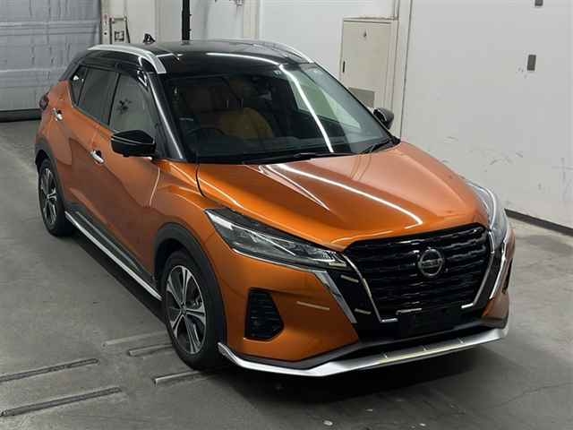 NISSAN KICKS
