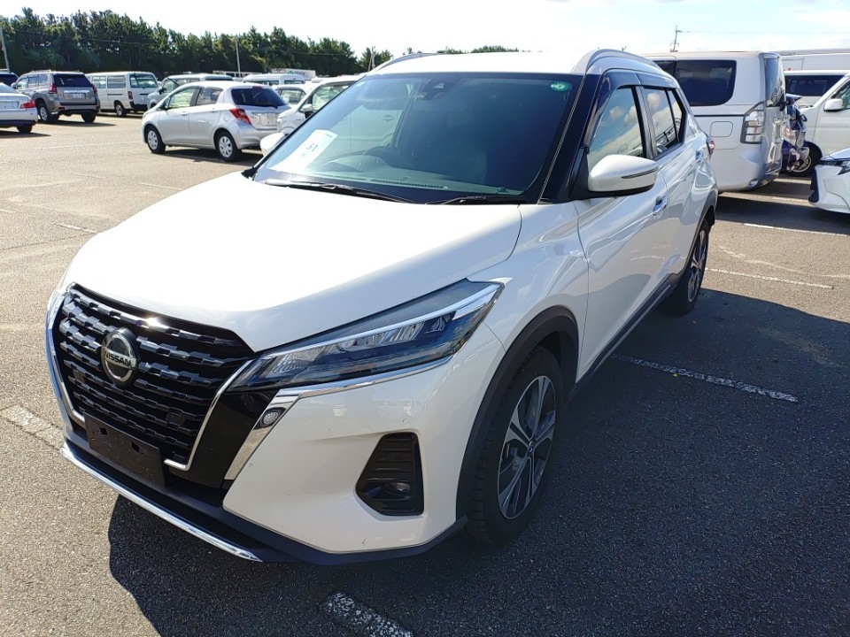 NISSAN KICKS
