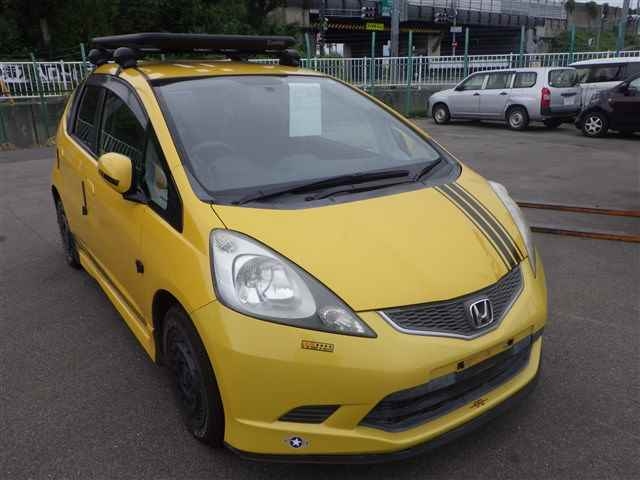 HONDA FIT