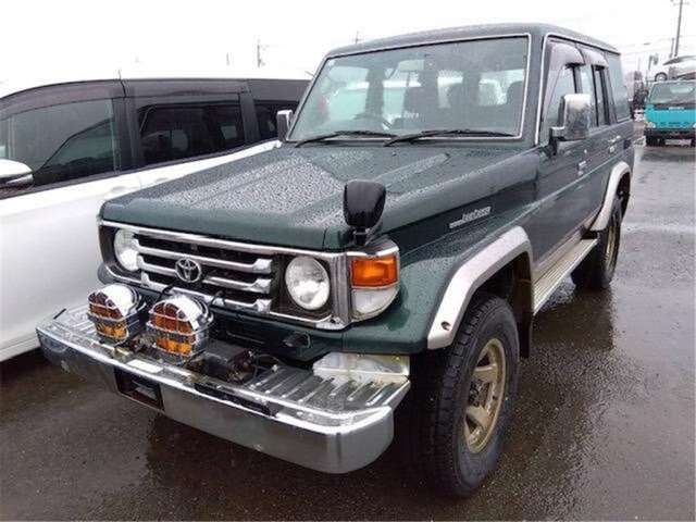 TOYOTA LAND CRUISER 70