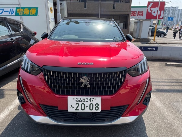 PEUGEOT 2008
