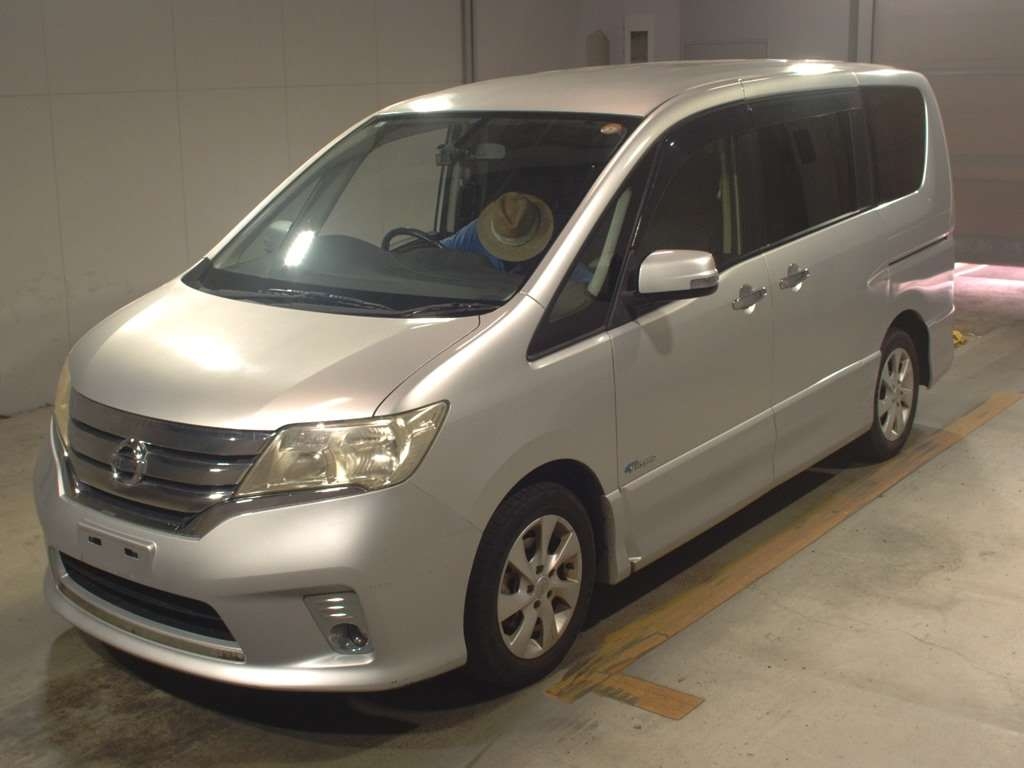 NISSAN SERENA