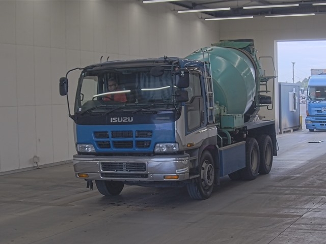 ISUZU GIGA