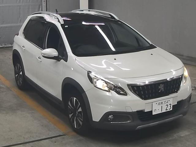 PEUGEOT 2008
