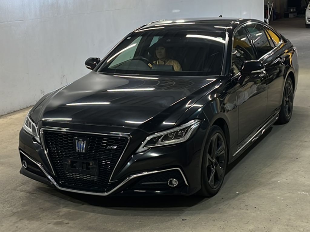 TOYOTA CROWN HYBRID