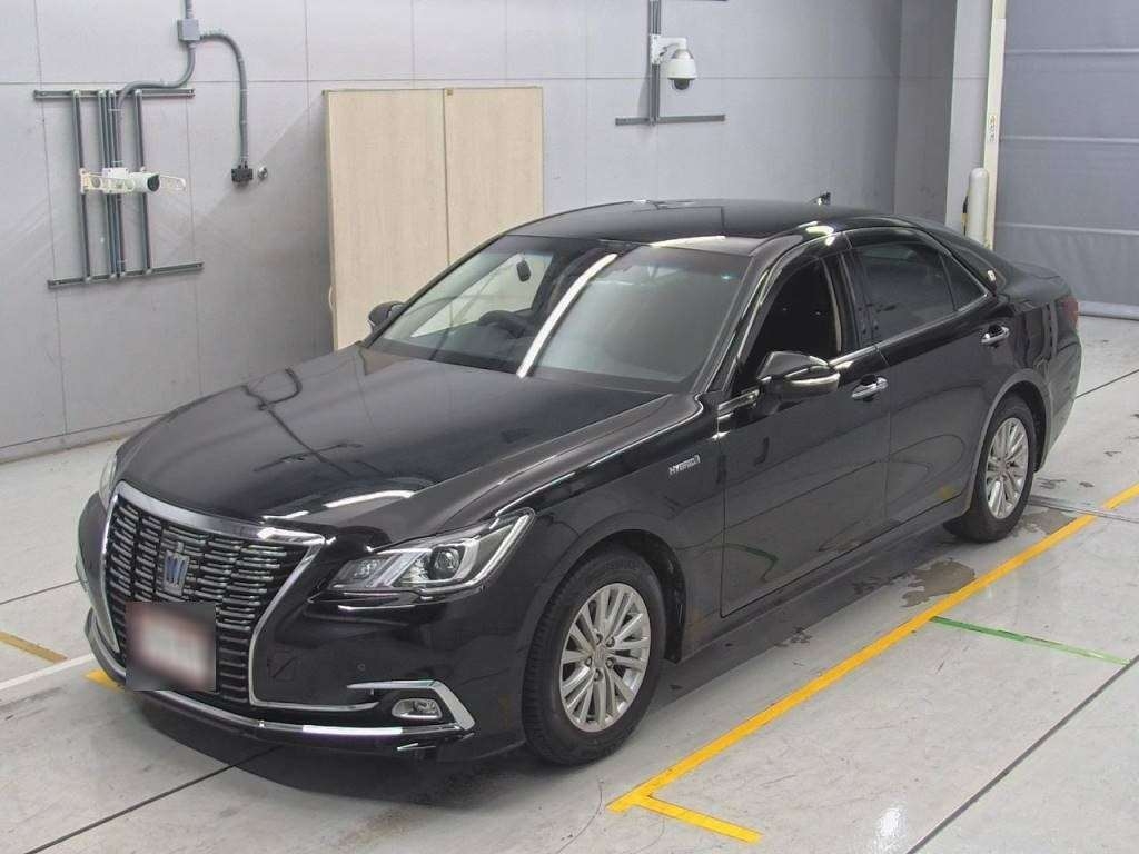 TOYOTA CROWN HYBRID