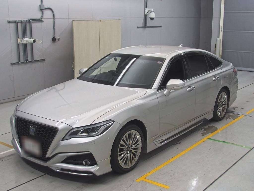TOYOTA CROWN HYBRID