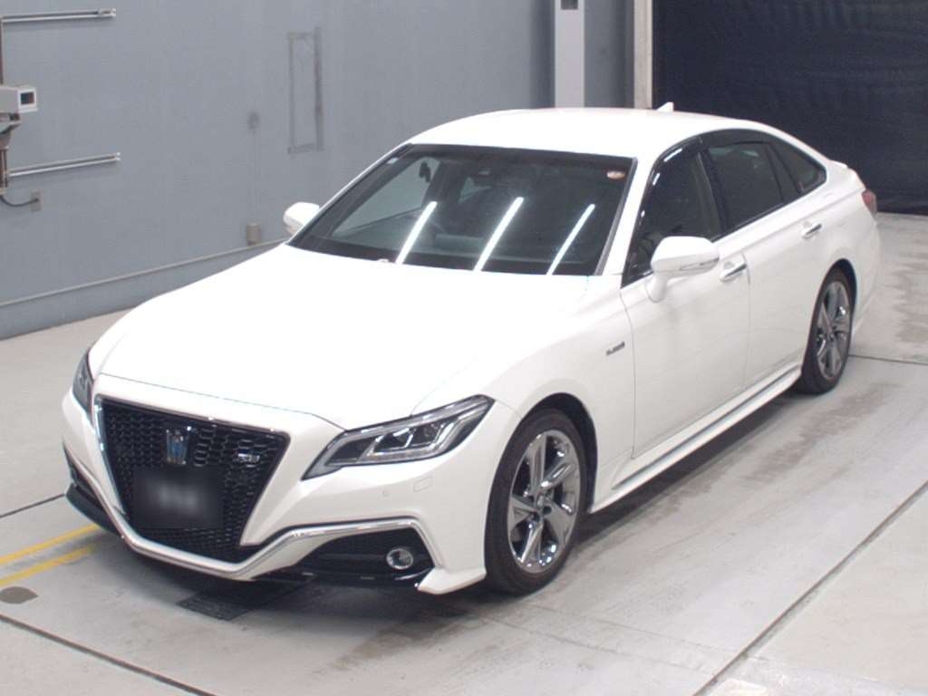 TOYOTA CROWN HYBRID