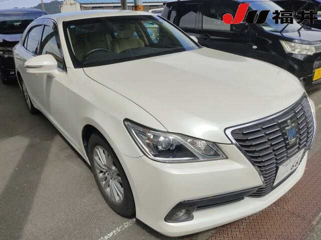 TOYOTA CROWN HYBRID