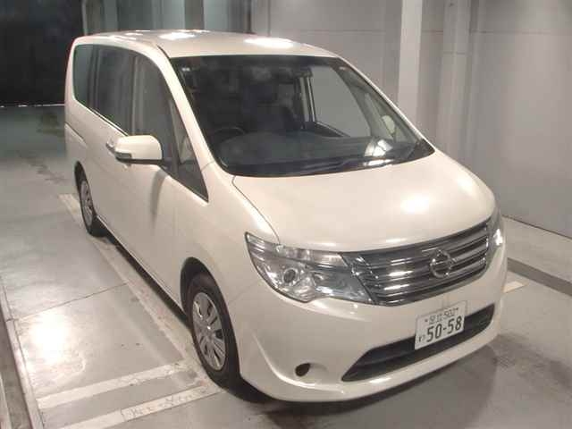 NISSAN SERENA