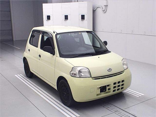 DAIHATSU ESSE