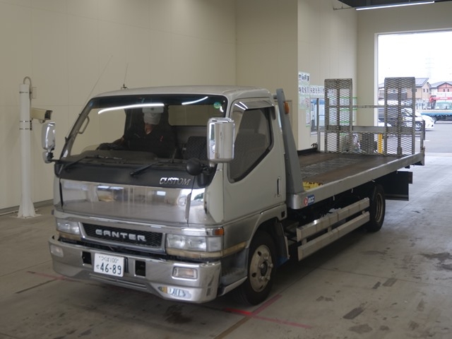 MITSUBISHI CANTER