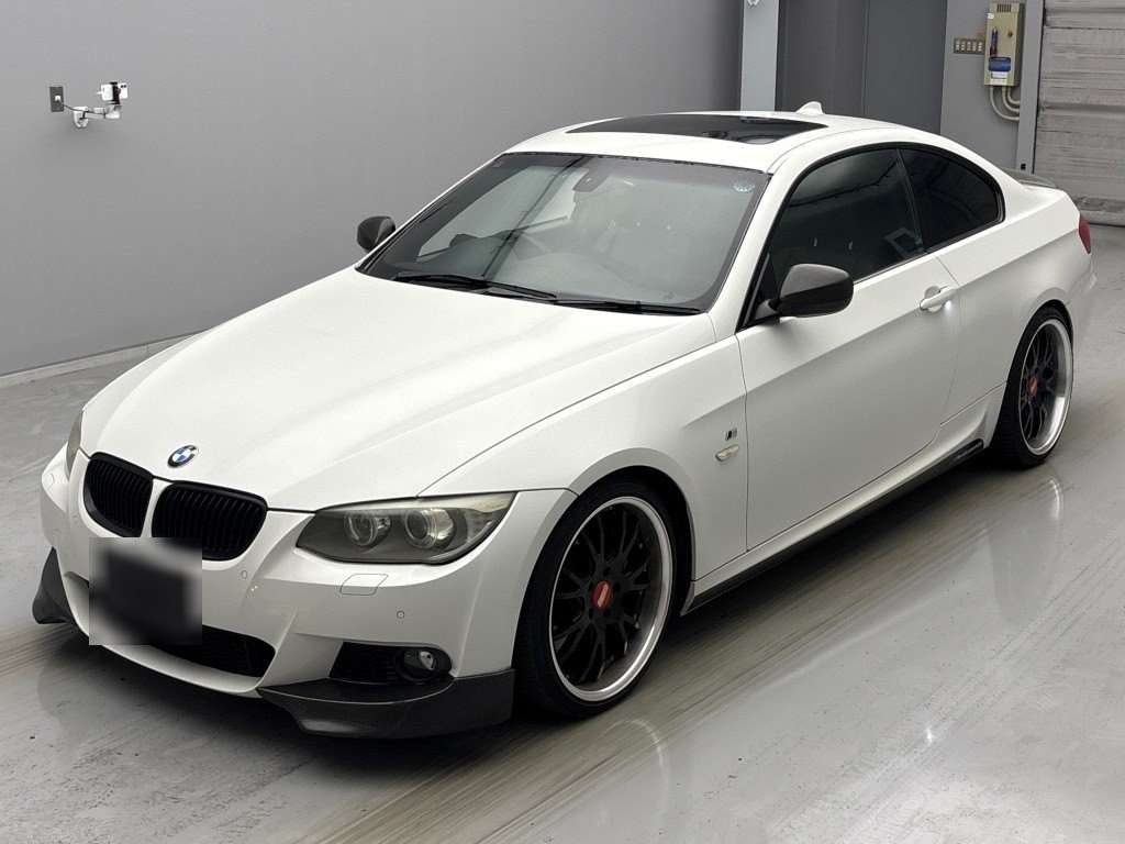BMW 3 SERIES