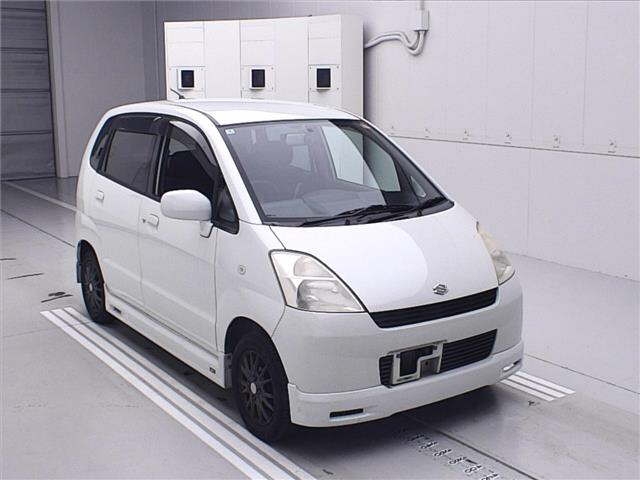 SUZUKI MRWAGON