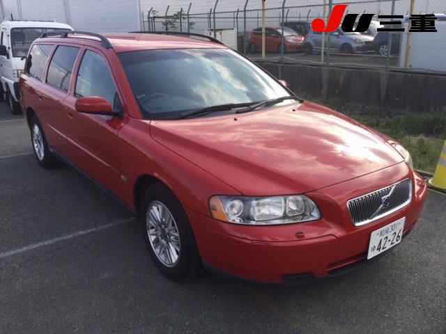VOLVO V70