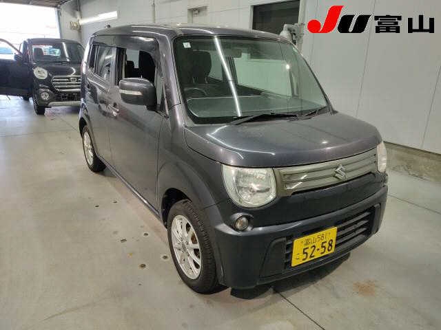SUZUKI MRWAGON