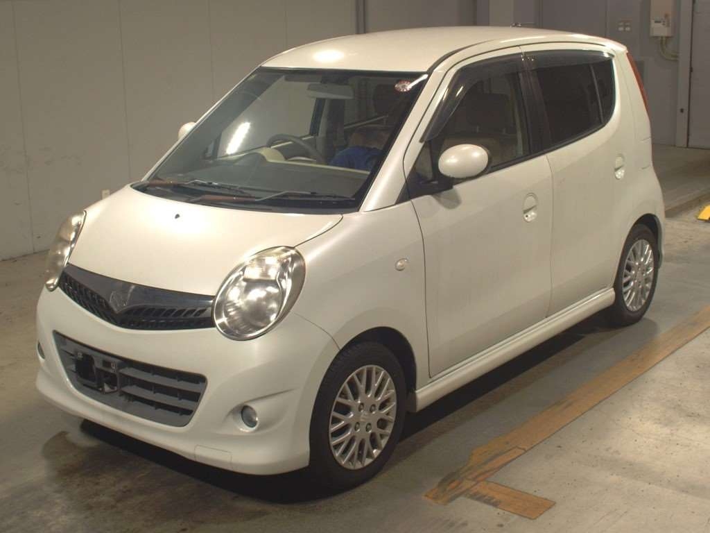 SUZUKI MRWAGON