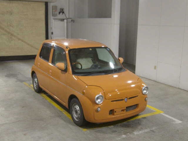 DAIHATSU ESSE