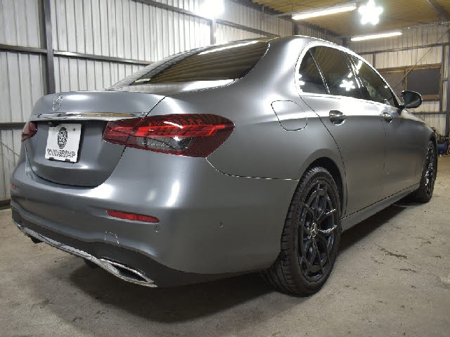 MERCEDES BENZ E CLASS