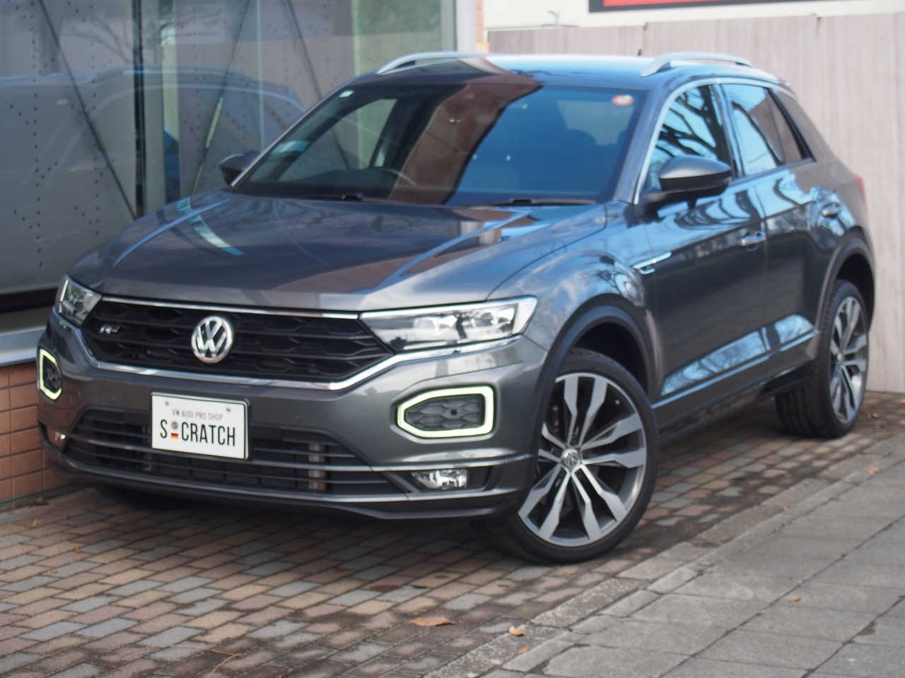 VOLKSWAGEN T-ROC