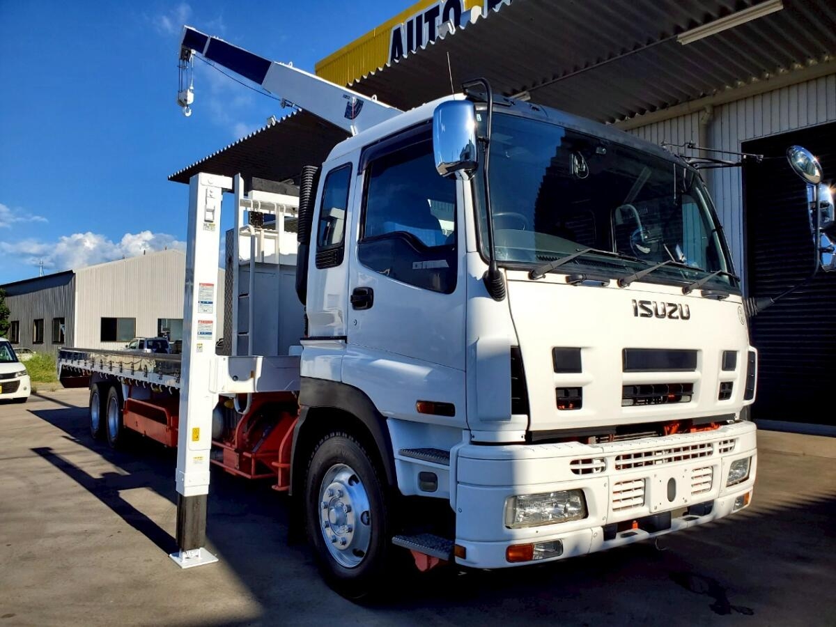 ISUZU GIGA