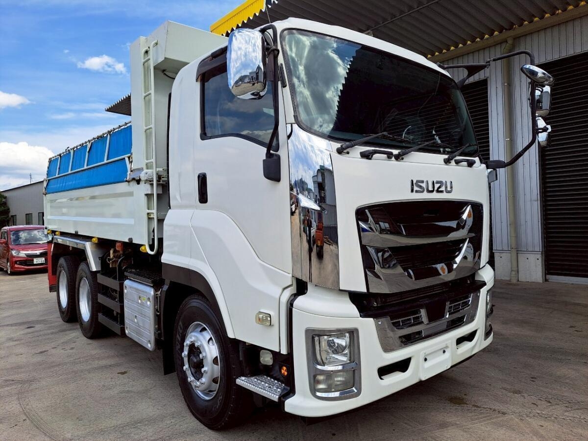 ISUZU GIGA