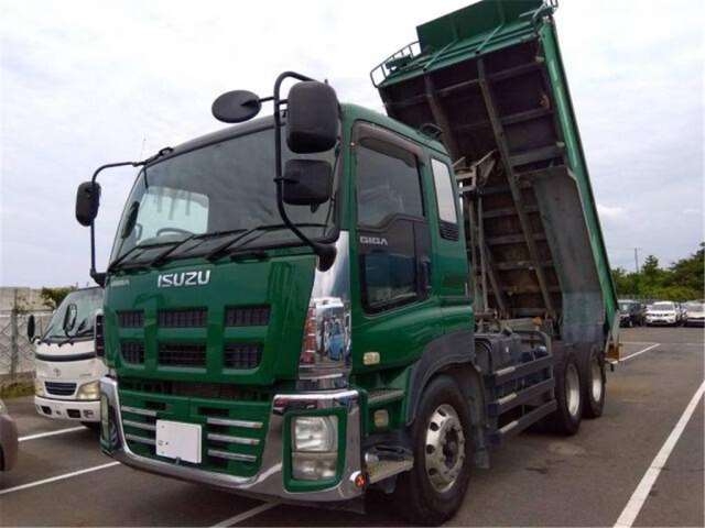 ISUZU GIGA