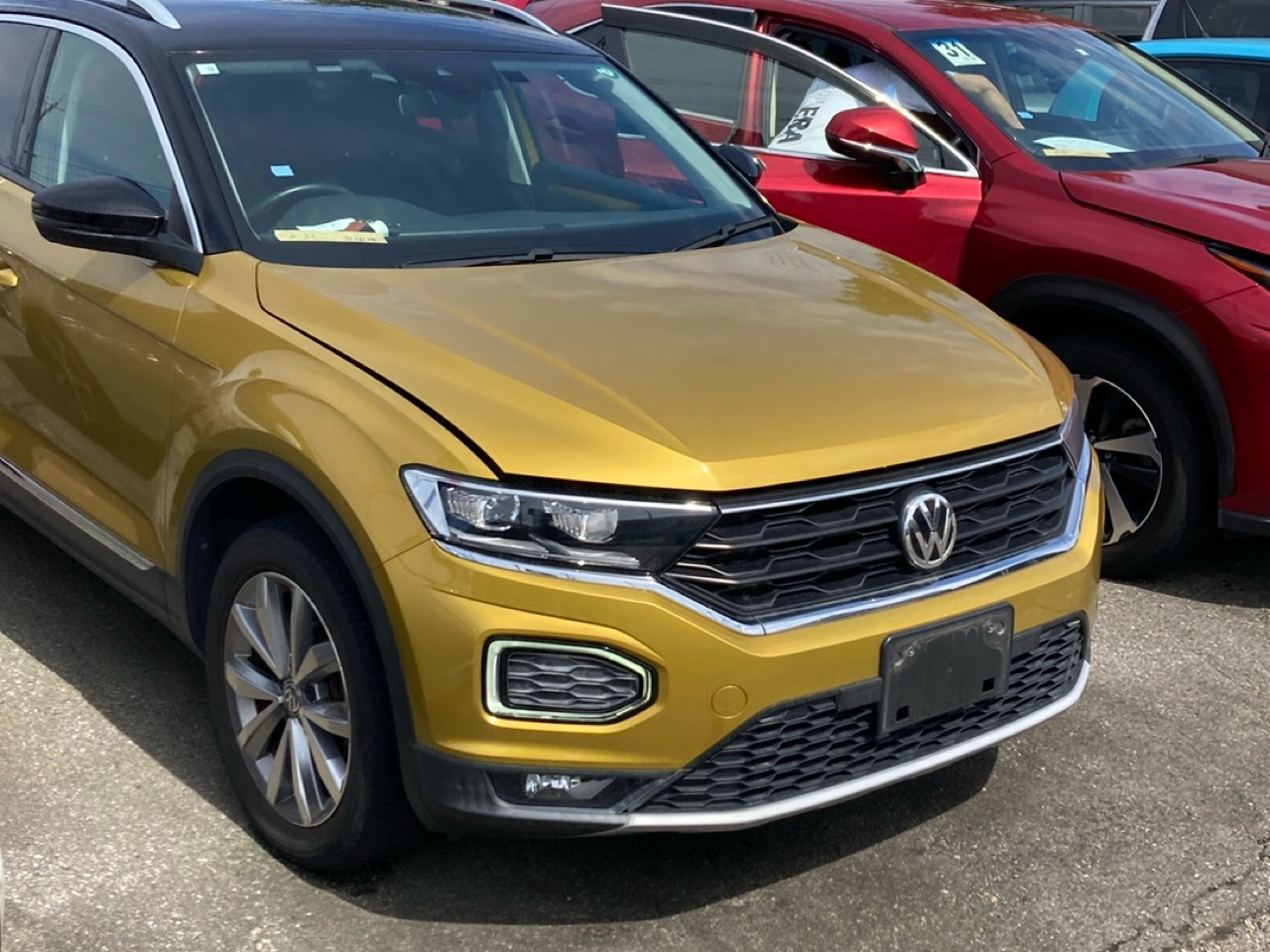 VOLKSWAGEN T-ROC