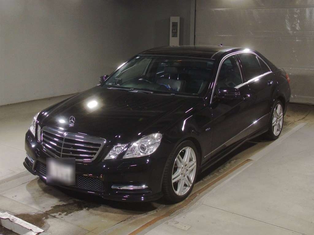 MERCEDES BENZ E CLASS