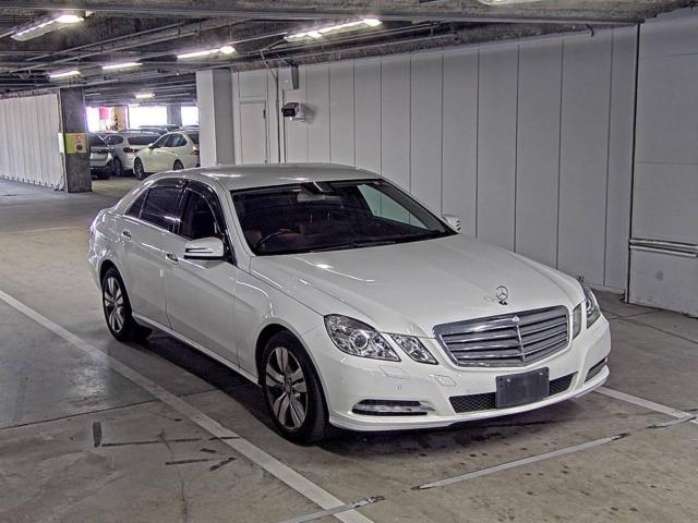 MERCEDES BENZ E CLASS