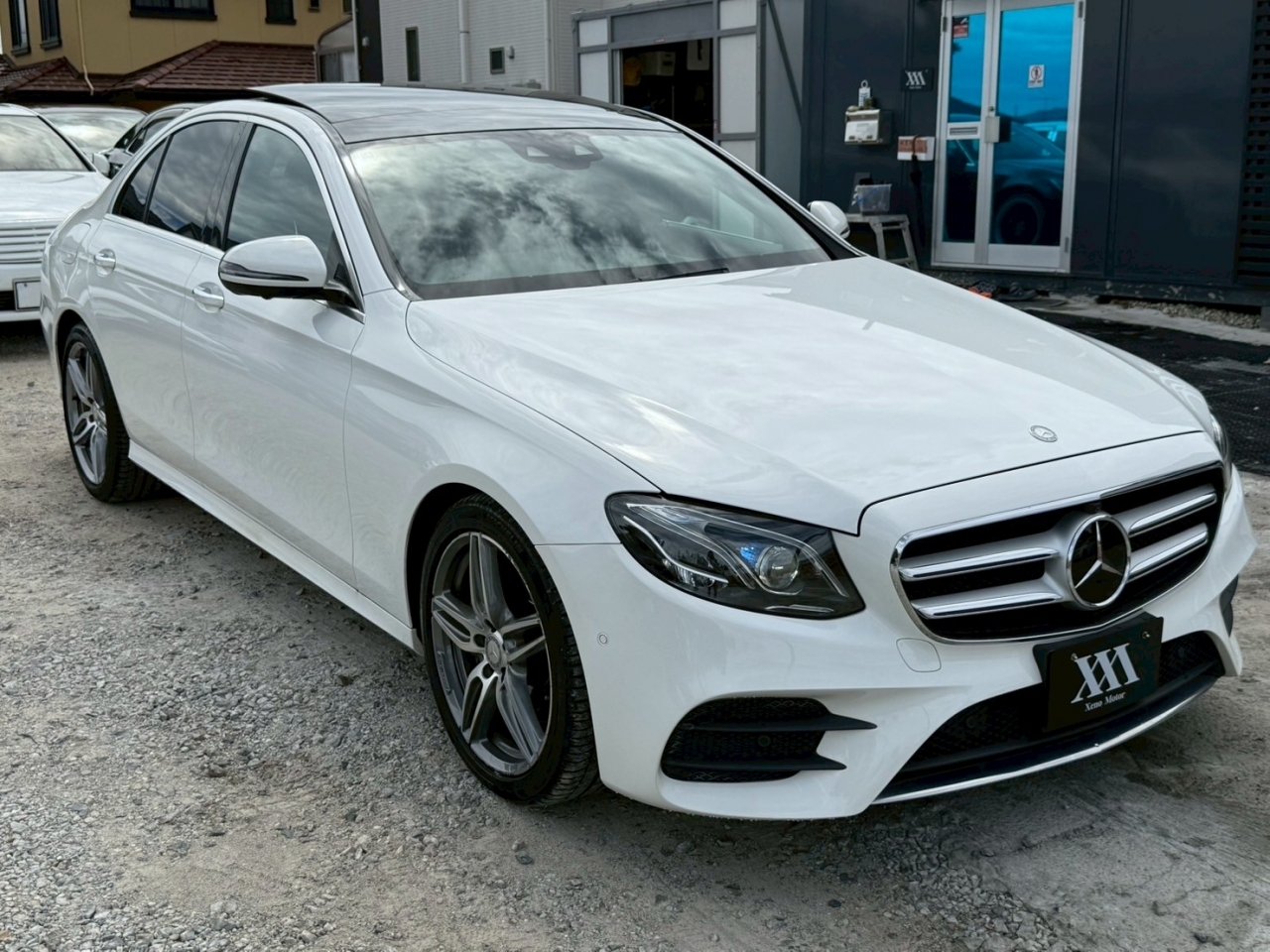 MERCEDES BENZ E CLASS