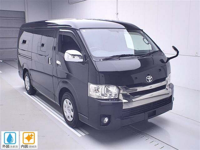 TOYOTA REGIUS ACE