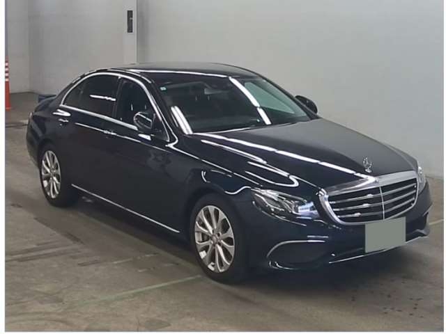 MERCEDES BENZ E CLASS