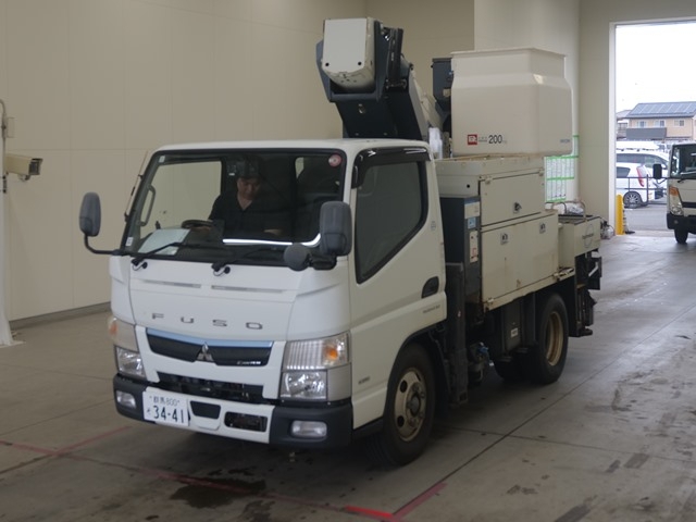 MITSUBISHI CANTER
