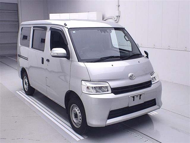 TOYOTA TOWN ACE
