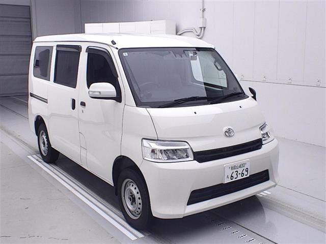 TOYOTA TOWN ACE
