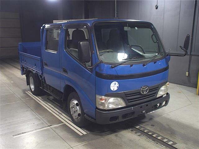 TOYOTA DYNA