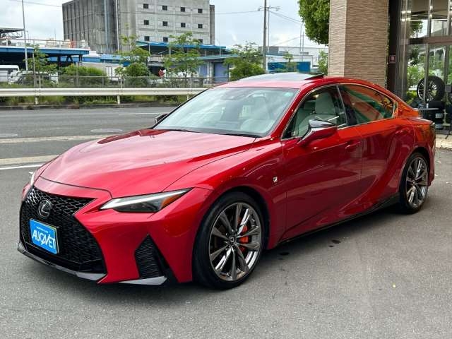 LEXUS IS
