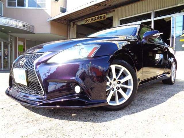 LEXUS IS