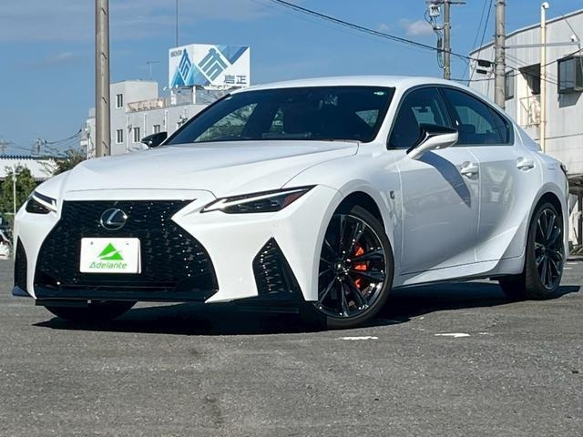 LEXUS IS
