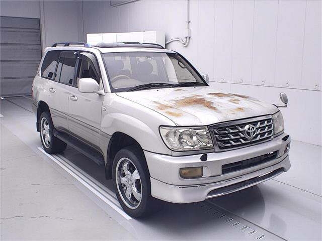 TOYOTA LAND CRUISER 100