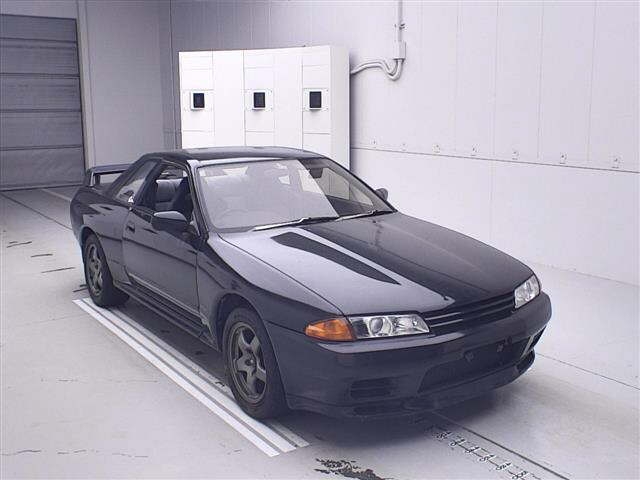 NISSAN SKYLINE