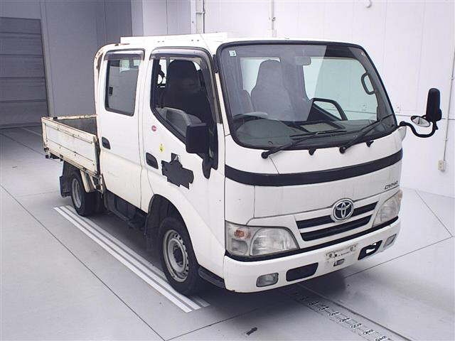 TOYOTA DYNA