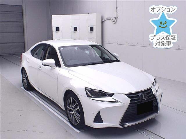 LEXUS IS